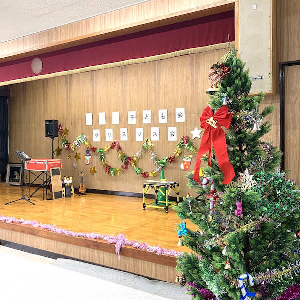 愛知県愛知郡の子ども会のクリスマス会で全力ピエロの出張イベント 愛知県愛知郡 ピエロのトントさん 幼稚園 保育園に愉快なコメディショー